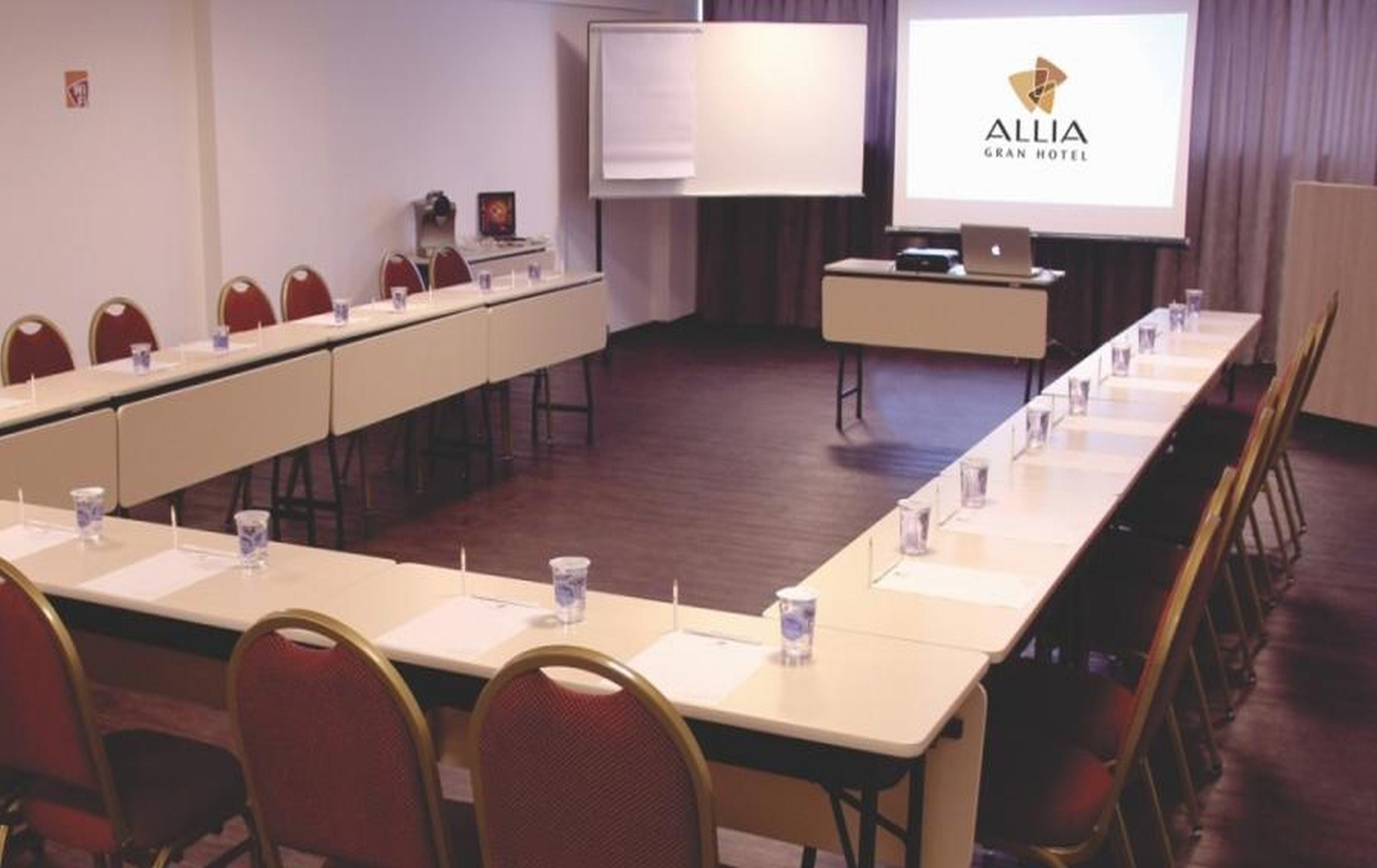 Allia Gran Pampulha Suites Бело Оризонти Екстериор снимка
