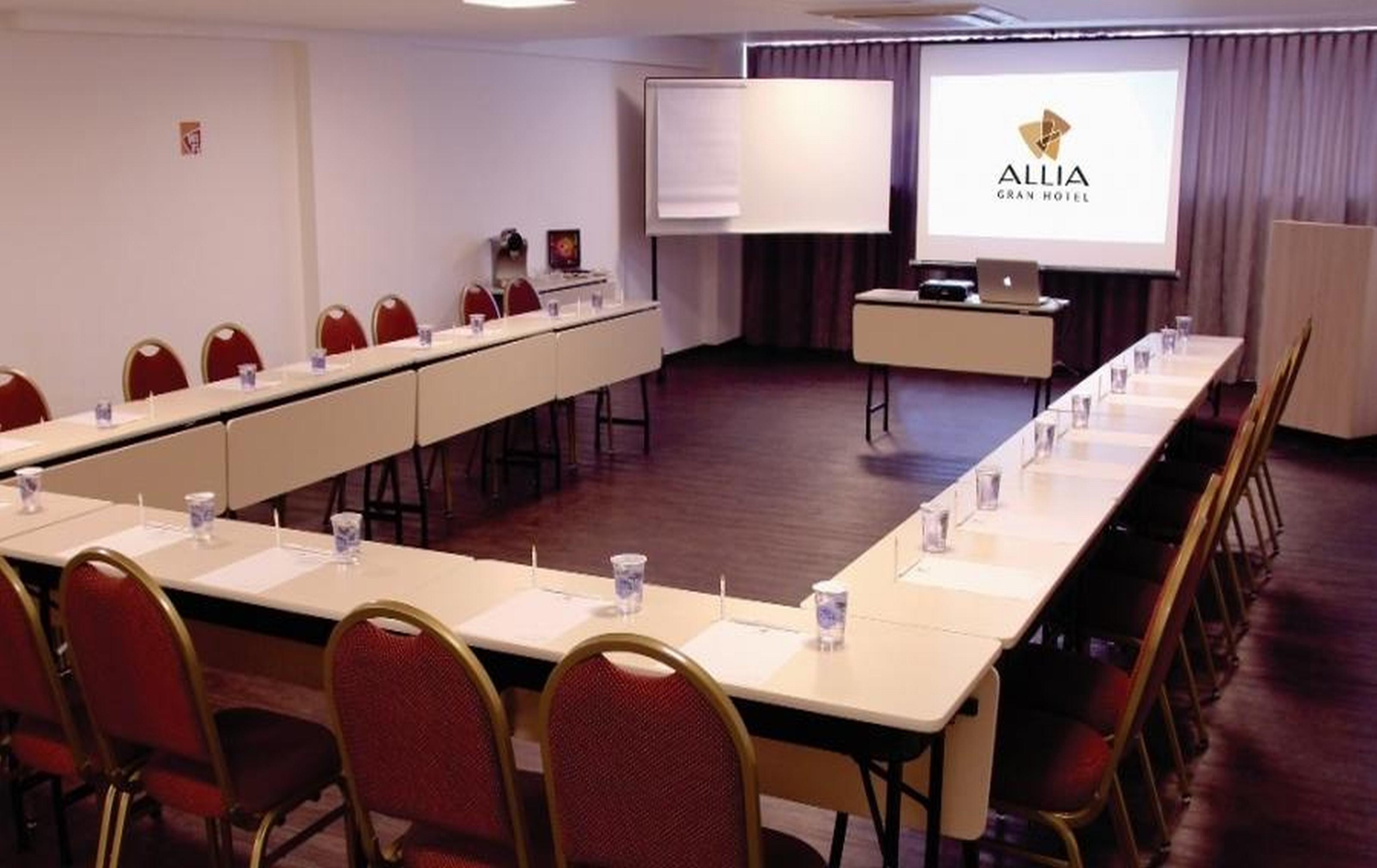 Allia Gran Pampulha Suites Бело Оризонти Екстериор снимка